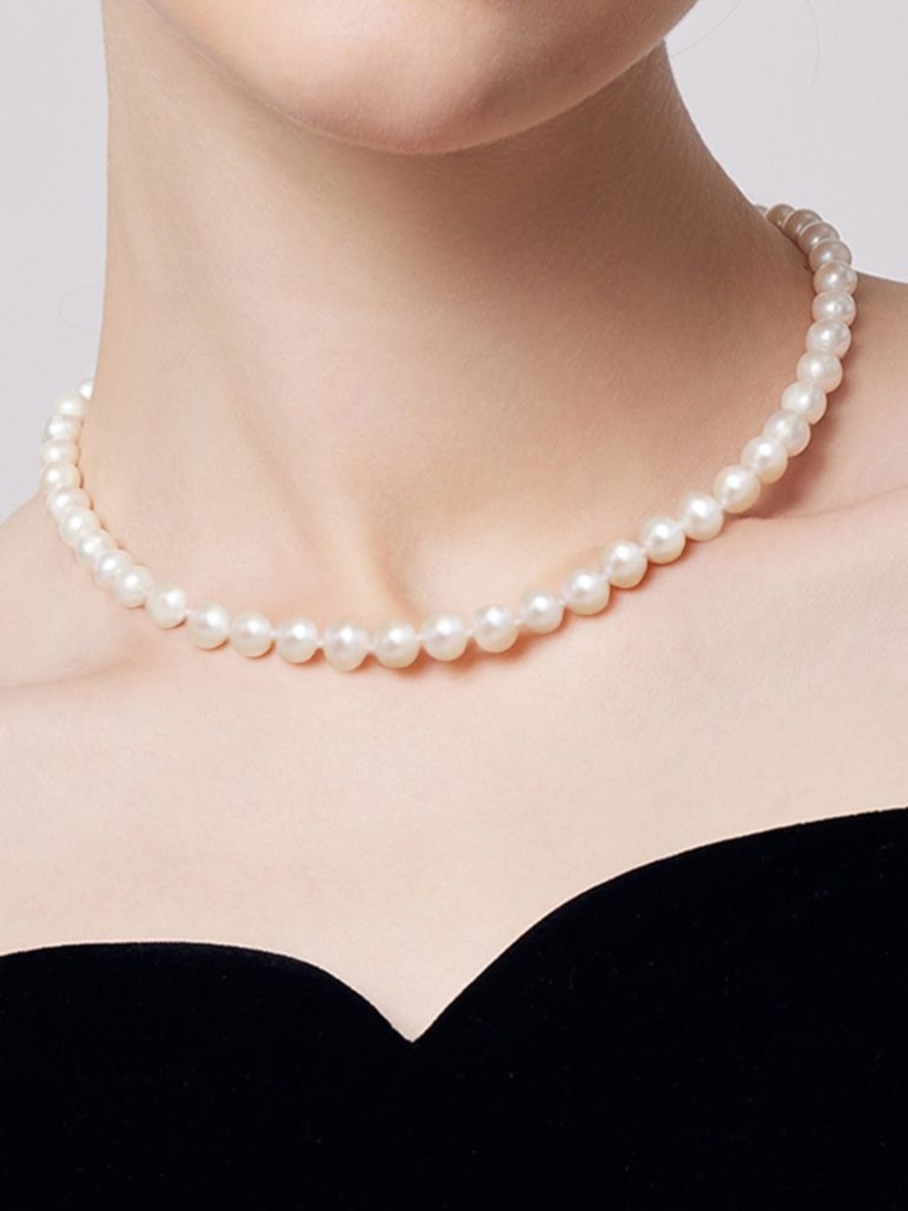 NWOT Julie Vos Marbella Statement Pearl Necklace - Picture 4 of 4